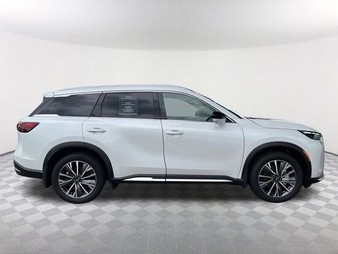 Certified 2026 INFINITI QX60 Luxe w/ Cargo Package FWD image 4