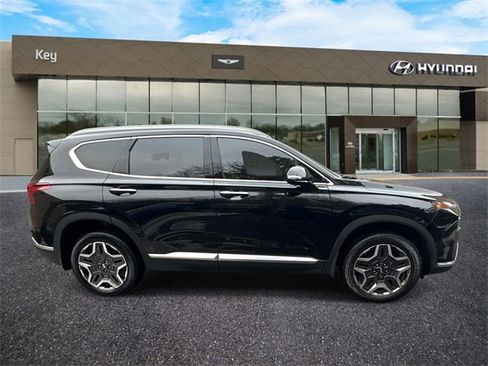 Used 2023 Hyundai Santa Fe Limited w/ Cargo Package image 5