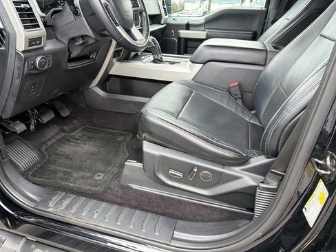 Used 2017 Ford F150 Lariat image 9