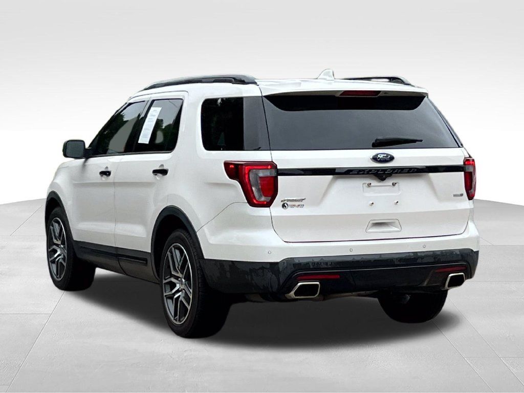 Used 2017 Ford Explorer Sport w/ Equipment Group 401A AWD/4WD image 7