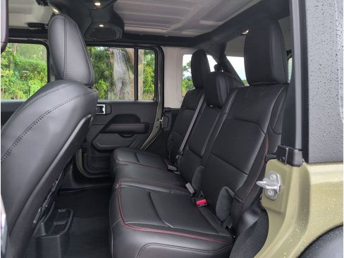 New 2025 Jeep Wrangler Rubicon w/ XTREMEE 35" Tire Package image 29