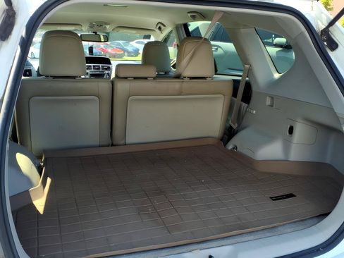 Used 2012 Toyota Prius V Five FWD image 5