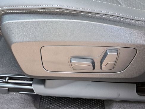 New 2026 BMW X1 xDrive28i w/ Technology Package image 15