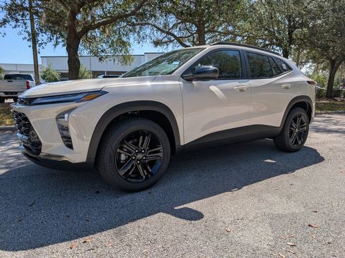 New 2026 Chevrolet Trax ACTIV image 3