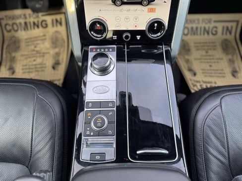 Used 2020 Land Rover Range Rover HSE image 31