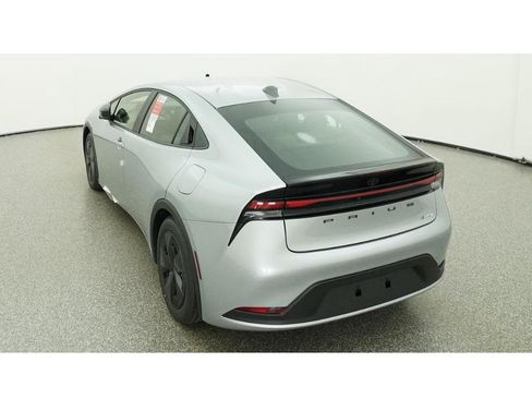 New 2026 Toyota Prius LE FWD image 6