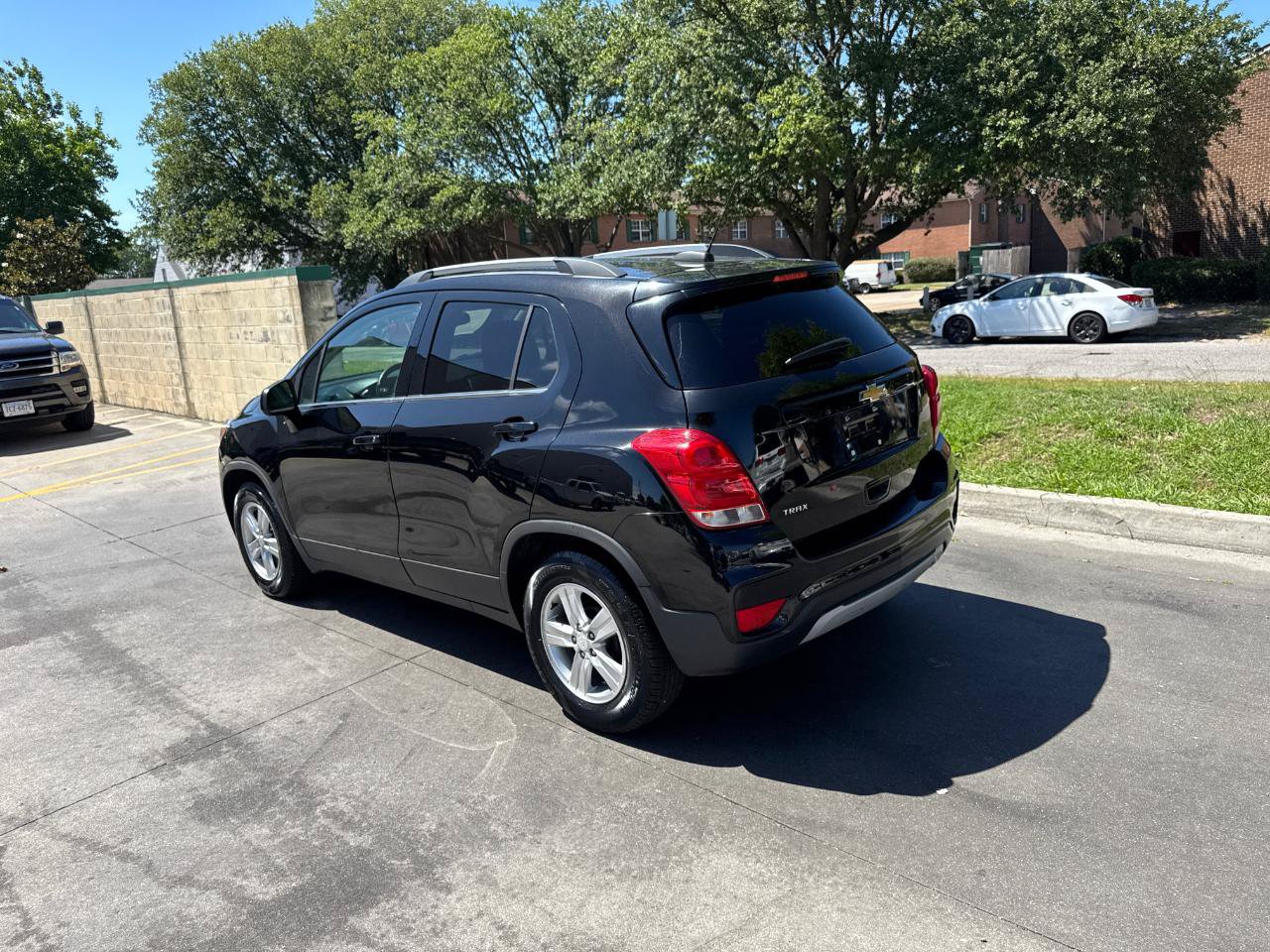 Used 2018 Chevrolet Trax LT FWD image 9