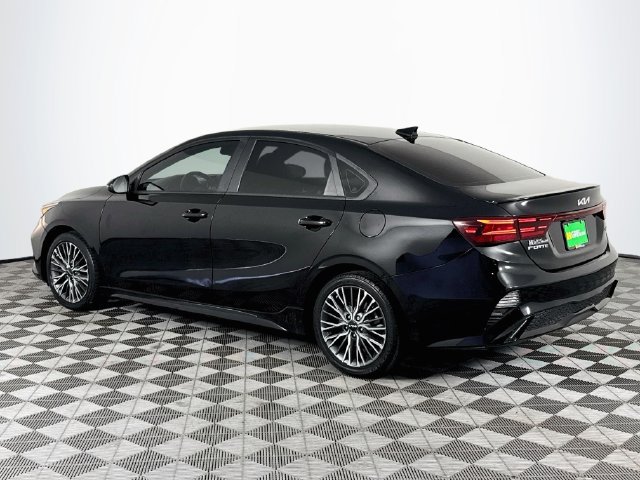 Used 2023 Kia Forte GT-Line w/ GT-Line Technology Package FWD image 6