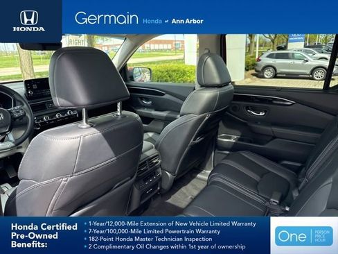 Certified 2025 Honda Pilot Touring image 14