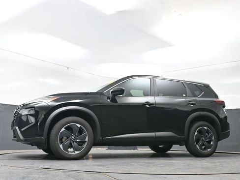 Used 2025 Nissan Rogue SV AWD/4WD image 54