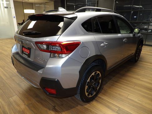 Used 2023 Subaru Crosstrek 2.0i Premium image 6