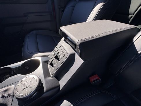 New 2025 Ford Bronco Badlands image 46