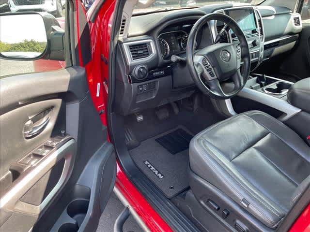 Used 2021 Nissan Titan SV w/ SV Convenience Package RWD image 12