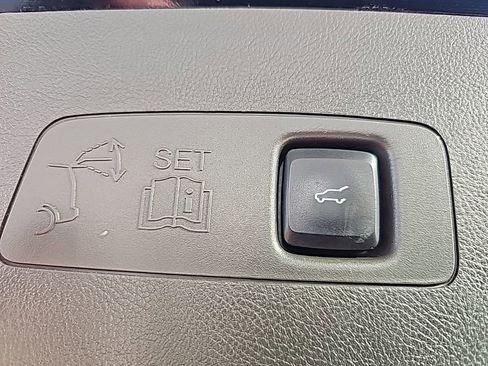 Used 2020 Lincoln Corsair FWD w/ Equipment Group 101A image 36