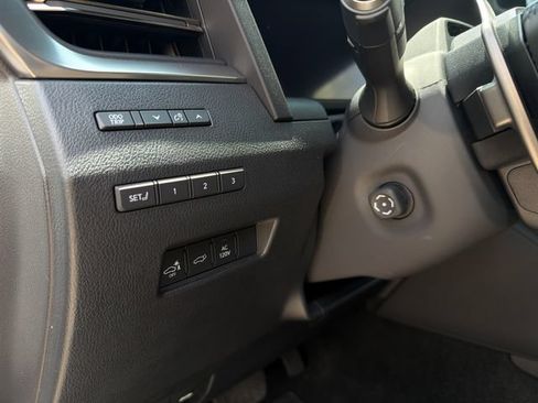 Used 2024 Lexus GX 550 AWD/4WD image 18