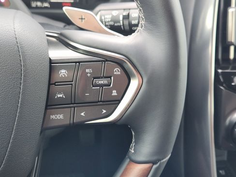 Certified 2025 Lexus LX 700h Luxury image 34