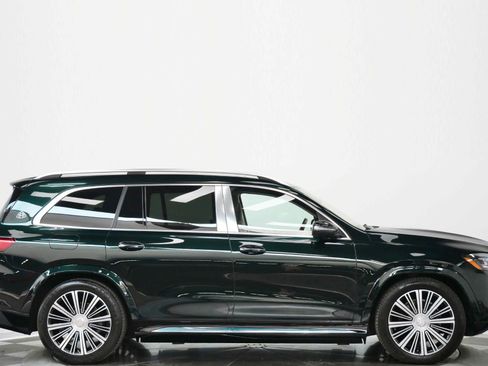 Used 2022 Mercedes-Benz Maybach GLS 600 4MATIC image 2