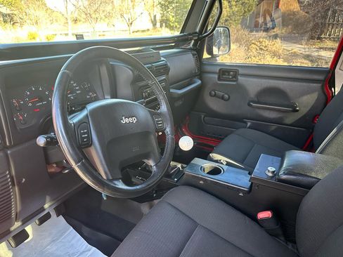 Used 2006 Jeep Wrangler Rubicon image 16