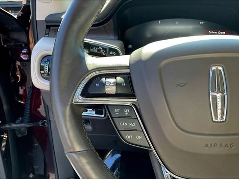 Used 2021 Lincoln Nautilus Reserve FWD image 13