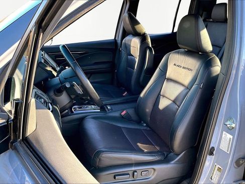 Used 2022 Honda Ridgeline Black Edition image 17