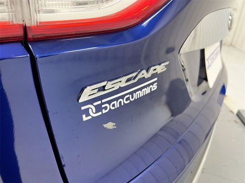 Used 2014 Ford Escape Titanium image 25