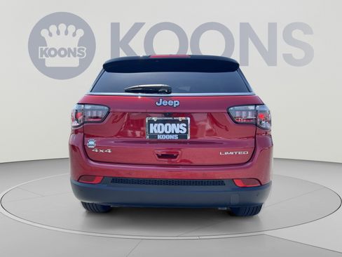 Used 2025 Jeep Compass Limited AWD/4WD image 5