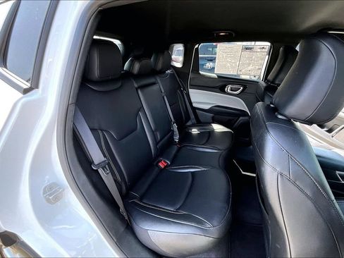 Used 2025 Jeep Compass Limited AWD/4WD image 26