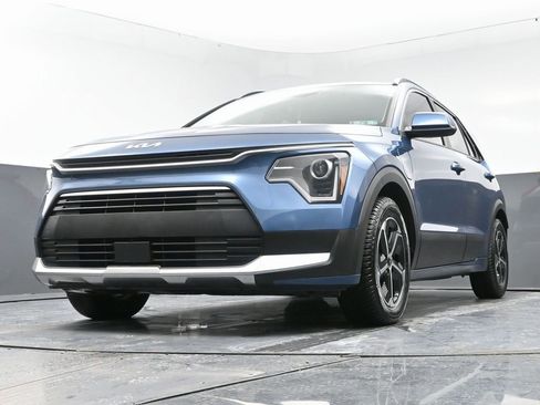 Used 2023 Kia Niro EX image 49