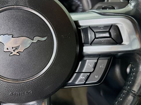 Used 2018 Ford Mustang Premium image 15