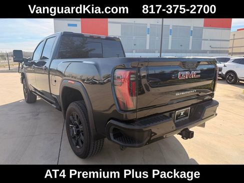 Used 2024 GMC Sierra 2500 AT4 w/ AT4 Premium Plus Package AWD/4WD image 2