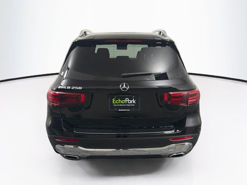 Used 2025 Mercedes-Benz GLB 250 image 7