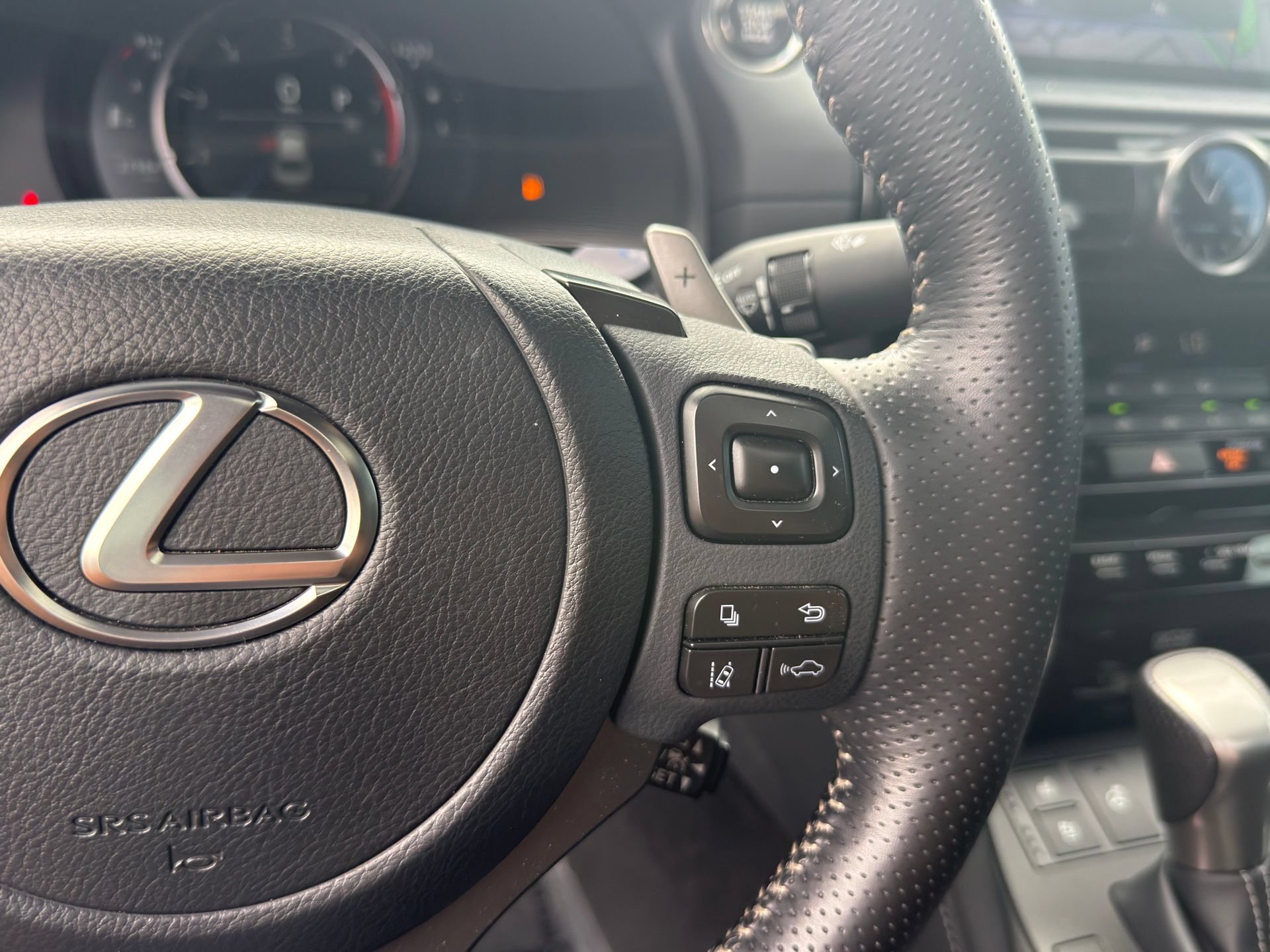 Used 2023 Lexus IS 350 F Sport RWD image 18