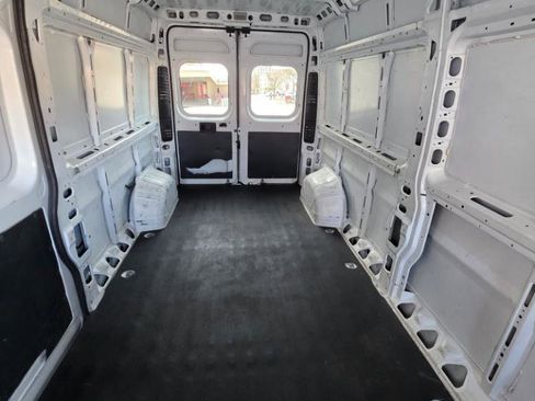 Used 2023 RAM ProMaster 2500 image 11