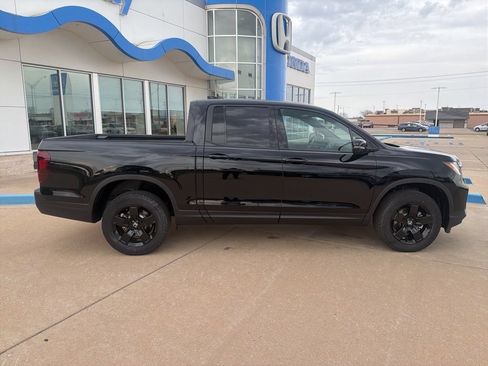 New 2026 Honda Ridgeline Black Edition image 8