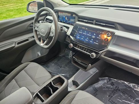 New 2027 Chevrolet Bolt LT w/ Comfort Package image 10