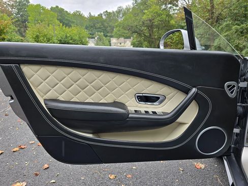 Used 2016 Bentley Continental GT V8 S image 24