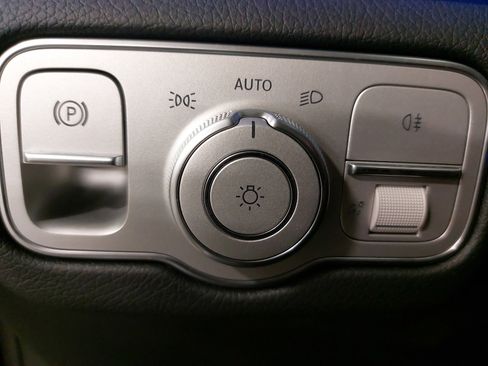 Used 2024 Mercedes-Benz GLE 350 4MATIC image 28