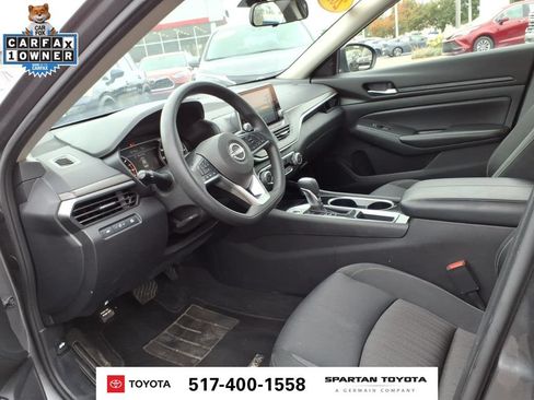 Used 2024 Nissan Altima 2.5 SV FWD image 14