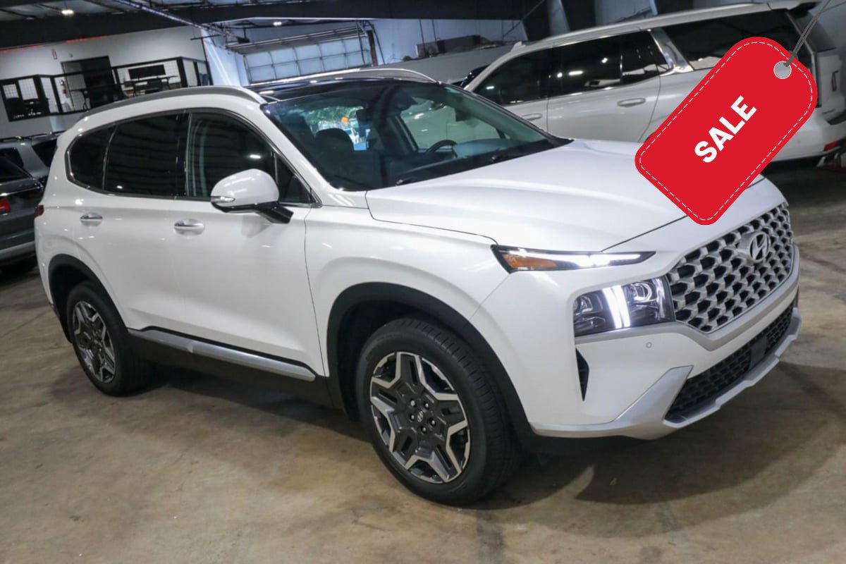 Used 2022 Hyundai Santa Fe Limited AWD/4WD image 3