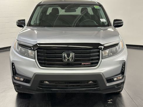 Certified 2023 Honda Ridgeline Sport image 6