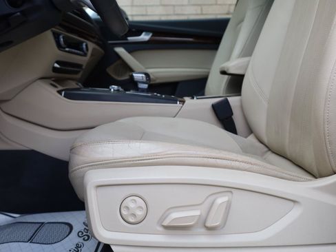 Used 2018 Audi Q5 Prestige AWD/4WD image 16
