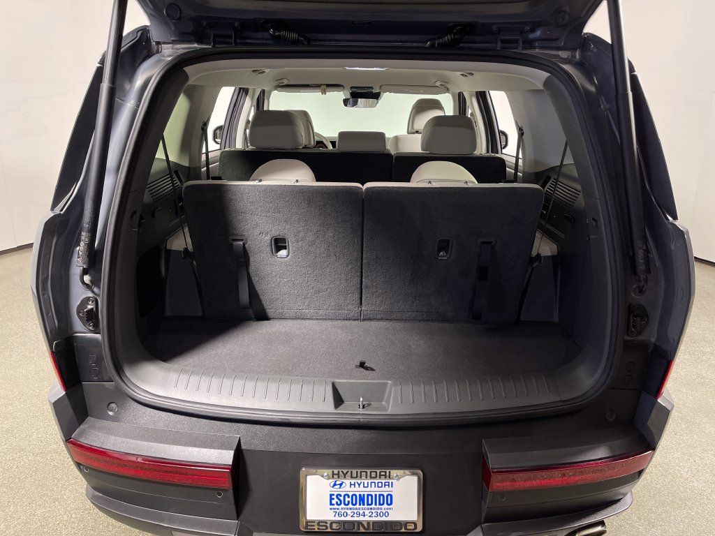 Certified 2026 Hyundai Santa Fe SEL FWD image 11