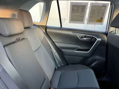 Used 2025 Toyota RAV4 XLE image 36
