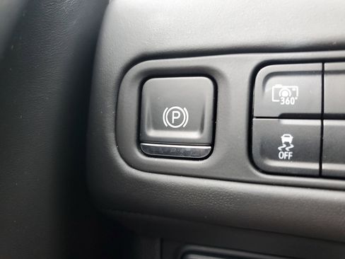 Used 2024 GMC Yukon XL Denali Ultimate image 31