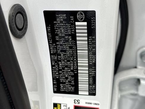 Used 2025 Toyota Camry Hybrid FWD image 27