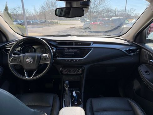 Used 2021 Buick Encore GX Essence image 19
