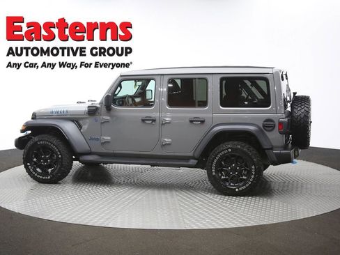 Used 2023 Jeep Wrangler Unlimited w/ Sun & Screen Package image 68