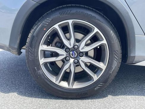 Used 2018 Volvo S60 T5 Cross Country Platinum AWD/4WD image 34