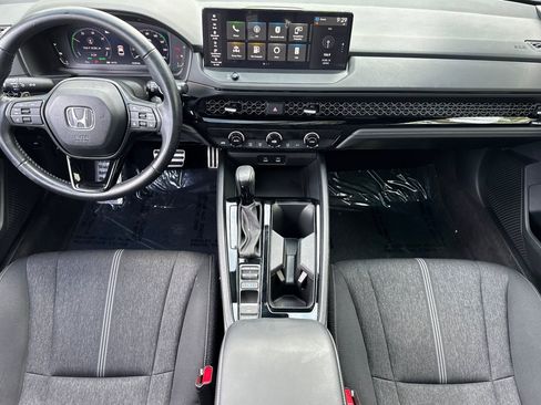Used 2024 Honda Accord Sport image 16