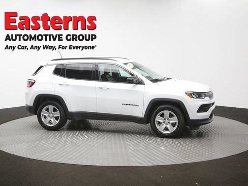 Used 2022 Jeep Compass Latitude w/ Convenience Group FWD image 46
